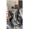 Image 1 : PRECOR C776I COMMERCIAL-GRADE STAIR STEPPER EXPERIENCE SERIES