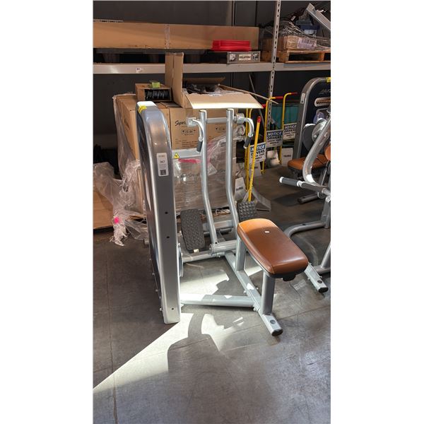 LIFE FITNESS SEATED ROW STATION