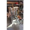 Image 1 : LIFE FITNESS SEATED ROW STATION