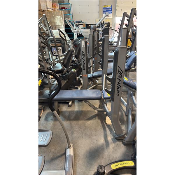 LIFE FITNESS OLYMPIC FLAT BENCH PRESS STATION