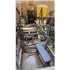 Image 1 : LIFE FITNESS OLYMPIC FLAT BENCH PRESS STATION