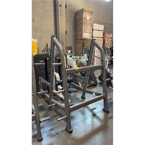LIFE FITNESS OLYMPIC SQUAT RACK STATION