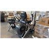 Image 1 : CYBEX ARC TRAINER PREMIUM COMMERCIAL-GRADE, TOTAL-BODY ELLIPTICAL CROSS-TRAINER