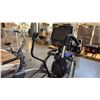 Image 3 : CYBEX ARC TRAINER PREMIUM COMMERCIAL-GRADE, TOTAL-BODY ELLIPTICAL CROSS-TRAINER
