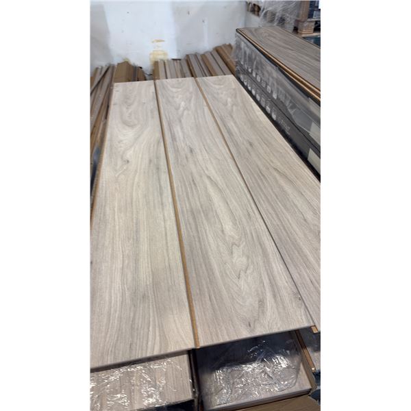 1063.18 SQFT EURO ORIGINAL 8MM LAMINATE FLOORING EUROLOFT COLLECTION