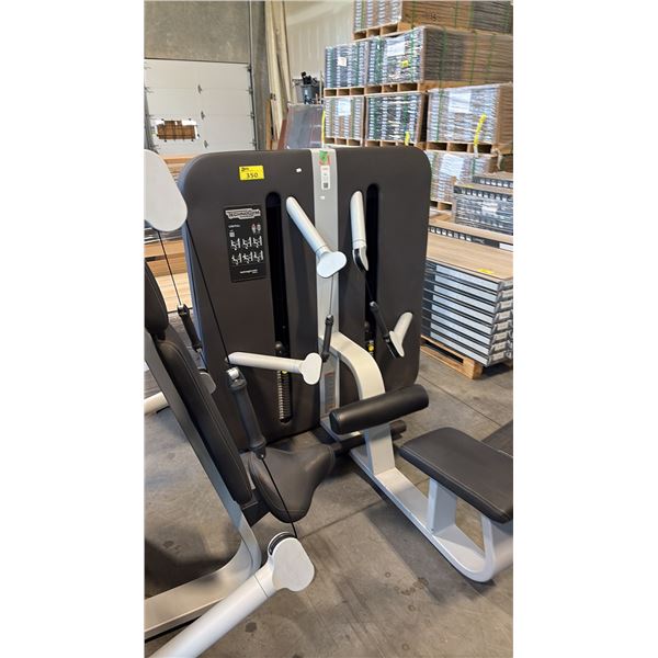 TECHNOGYM LOW PULL CABLE-BASED STRENGTH TRAINING STATION