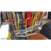 Image 2 : 19 GLOBAL INDUSTRIAL ALUMINUM WHEEL CHOCKS