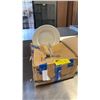 Image 1 : 4 BOXES OF DINNER PLATES