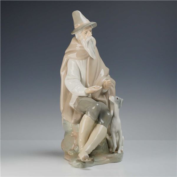 Lladro Porcelain Figurine Beggar 01001094