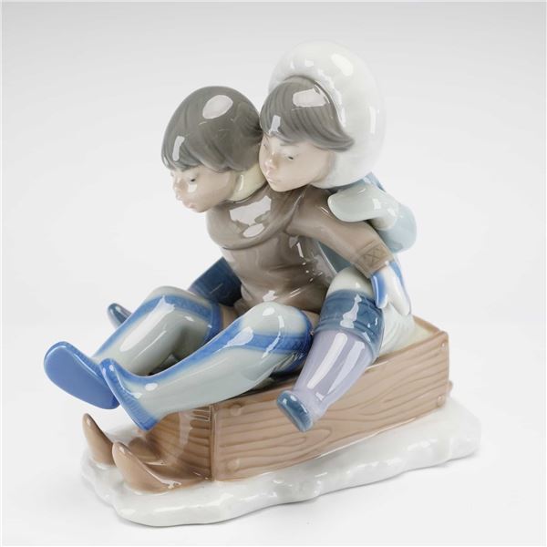 Lladro Porcelain Figurine, Hang On 1005665