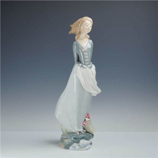Lladro Porcelain Figurine, Wind Blown Girl, Model 4922