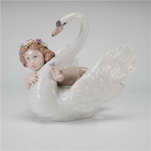 Lladro Porcelain Figurine, My Magical Swan 6861 with Original Box