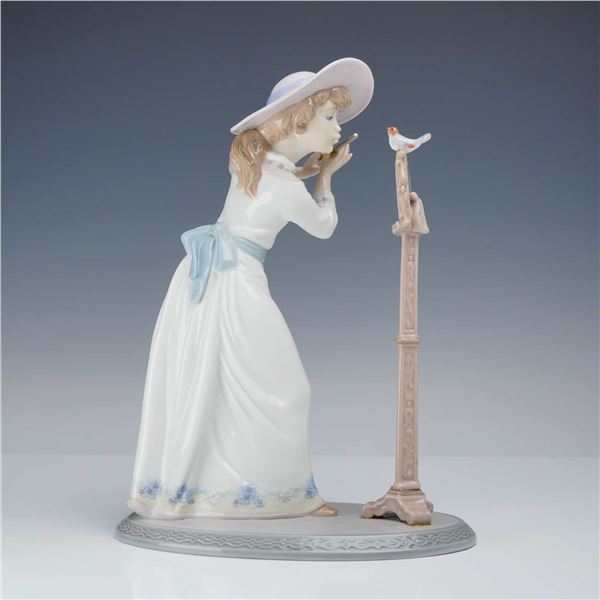 Lladro Porcelain Figurine, Songbird 6093 with Box