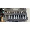 Image 2 : CASED SOCKET SET
