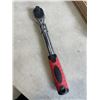 Image 3 : 2 NEW 1/2 DRIVE EXTENDABLE RATCHET WRENCH