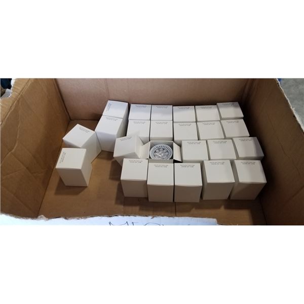 TRAY OF NEW 3000K LED LAMPS 3PD9