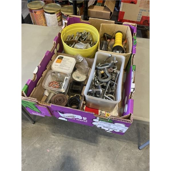 TRAY OF SHOP HARDWARE INCLDUNG MUFFLER CLAMPS, BOLTS AND PINS, SHACKLES ETC