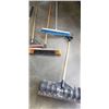 Image 3 : BUNDLE OF SHOP BROOMS AND SNOW SHOVEL ETC