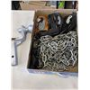 Image 3 : TRAY OF CHAIN, RATCHET STRAPS, HITCH AND TWO BOXES OF LUG NUTS