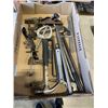 Image 4 : 2 TRAYS OF ASSORTED HAND TOOLS, WOOD PLANE, HAMMER AND NAIL PULLERS ETC