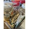 Image 3 : TRAY  OF ASSORTED WOOD WORKING PIECES