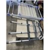 Image 1 : DRYING RACK AND ALUMINUM FOLDING WALKER