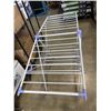 Image 2 : DRYING RACK AND ALUMINUM FOLDING WALKER