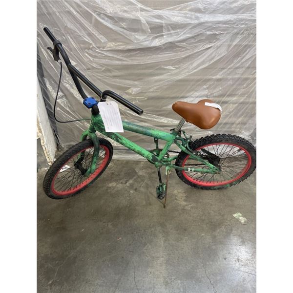 GREEN BMX BIKE