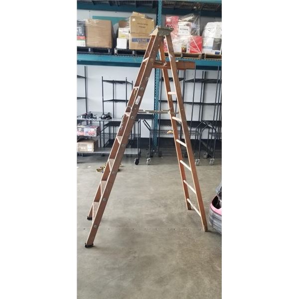 8FT WOODEN A-FRAME LADDER