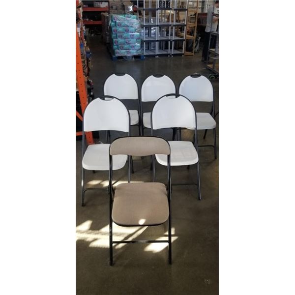 4 FOLDING CHAIRS