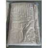 Image 2 : 3 NEW MICROFIBER BATH MATS -  2 BEIGE AND 1 GREY 32x20IN