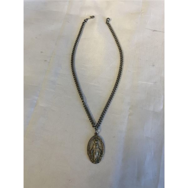 VINTAGE STILVER JESUS PENDANT, MARKED ITALY W/ CHAIN NECKLACE