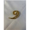 Image 3 : MISC VINTAGE BROOCHES