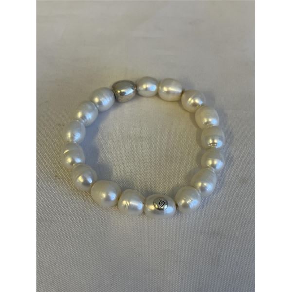 GENUINE PEARLS BRACELET