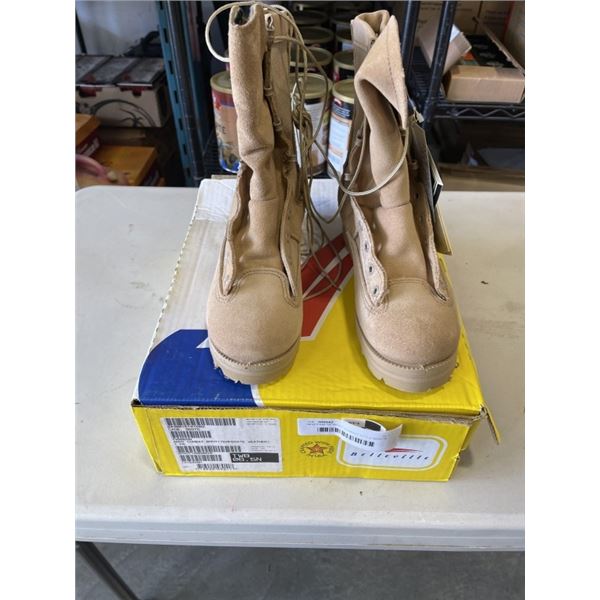 NEW PAIR OF BELLEVILLE ARMY COMBAT STYLE BOOTS SIZE 6.5
