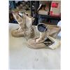 Image 3 : NEW PAIR OF BELLEVILLE ARMY COMBAT STYLE BOOTS SIZE 6.5