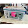 Image 1 : NEW NOSTALGIA  RETRO 0.9 CUBICFOOT MICROWAVE