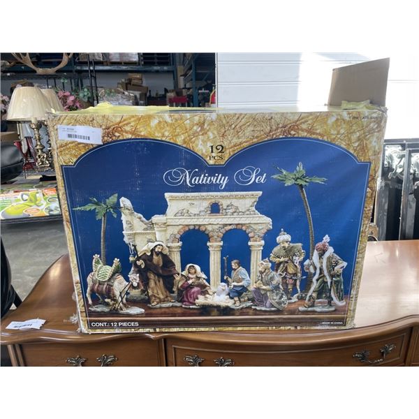 12PC NATIVITY SET