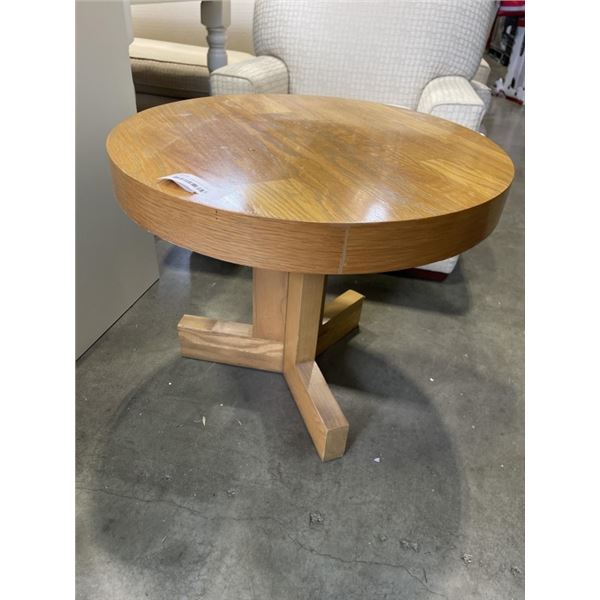SOLID WOOD ROUND ACCENT TABLE