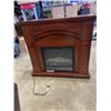 Image 1 : ELECTRIC FIREPLACE WITH MANTLE, WORKLING