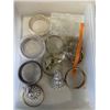 Image 3 : 3 TRAY ORGANIZER OF ASSORTED ESTATE JEWELLERY