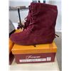 Image 2 : 5 NEW PAIRS OF LADIES BOOTS, SIZES 5.5 - 9