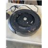 Image 2 : I ROBOT ROOMBA E5 WORKING WITH CHARGING DOCK