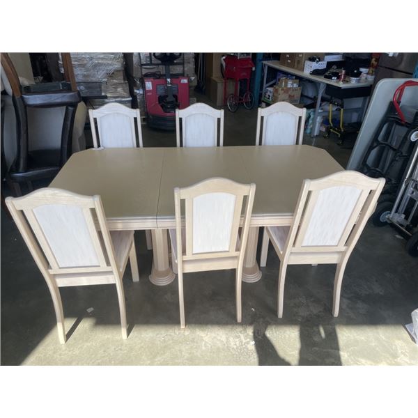 LIGHT OAK DINING TABLE WITH 6 CHAIRS AND EXTENSION