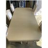 Image 6 : LIGHT OAK DINING TABLE WITH 6 CHAIRS AND EXTENSION