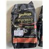 Image 2 : 3 NEW BAGS OF LAVAZZA ESPRESSO BARISTA GRAN CREMA MEDIUM ROAST 1 KG BAG EACH