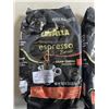 Image 2 : 3 NEW BAGS OF LAVAZZA ESPRESSO BARISTA GRAN CREMA MEDIUM ROAST 1 KG BAG EACH