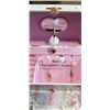 Image 2 : 3 NEW MUSICAL JEWELLERY BOX AND NECLACE GIFT SETS FOR HER
