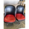 Image 3 : MCM DINING TABLE W/ 4 RED AND BLACK LEATHER CHAIRS AND LEAF