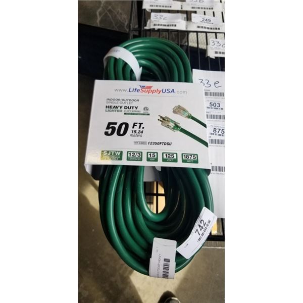 AS NEW 50FT INDOOR OUTDOOR HEAVY DUTY LIGHTED 3 WIRE GROUNDED EXTENSION CORD,GREEN, 12AWG
